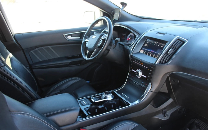 Ford EDGE cena 129000 przebieg: 68000, rok produkcji 2019 z Mrocza małe 379